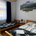Kowali Wierch 招待所 3*