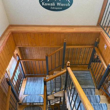 Kowali Wierch Konukevi 3*