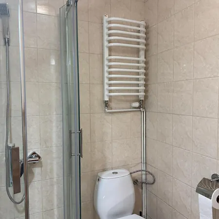 Konukevi Kowali Wierch