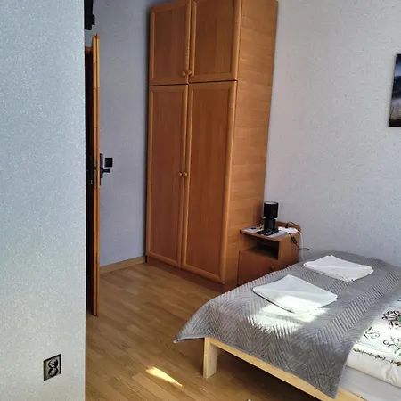 Kowali Wierch Konukevi 3*